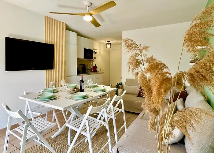 Superbe T4 A 1,9km Des Plages